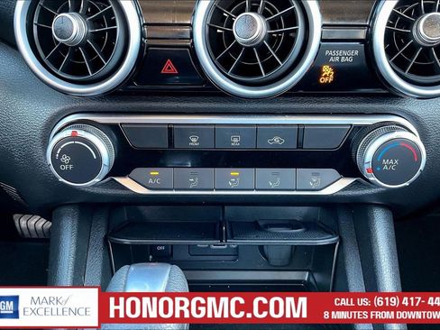 Used 2024 Nissan Sentra SV image 15