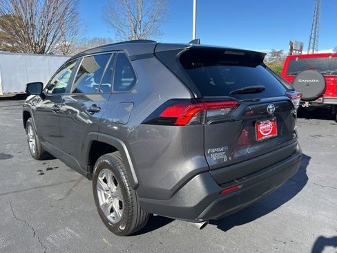 Used 2024 Toyota RAV4 XLE image 9