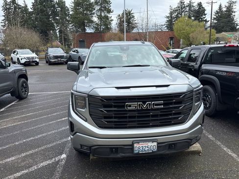 Used 2024 GMC Sierra 1500 Elevation w/ LPO, Elevation Black Package image 4