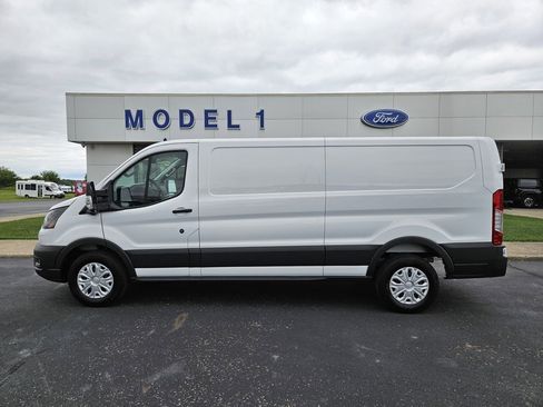 Used 2025 Ford E-Transit Low Roof w/ Load Area Protection Package image 1