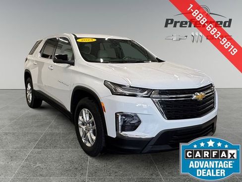 Used 2024 Chevrolet Traverse LS image 1