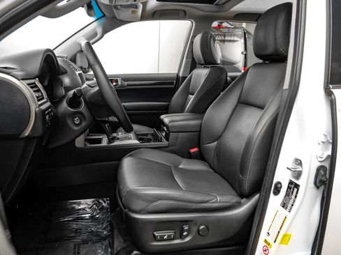 Used 2014 Lexus GX 460 AWD/4WD image 34