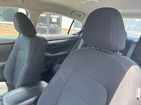 Used 2024 Nissan Sentra S FWD image 3