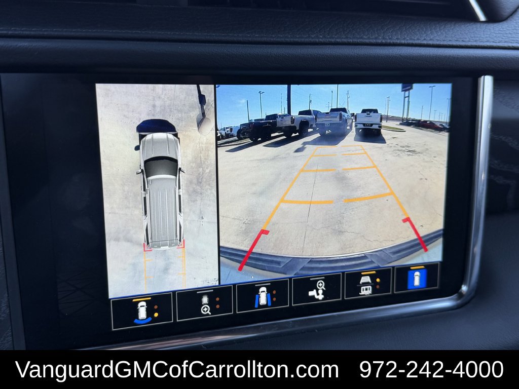 Used 2023 GMC Yukon XL Denali AWD/4WD image 18