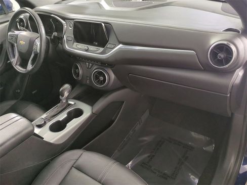 Certified 2022 Chevrolet Blazer LT w/ Sound & Technology Package image 31