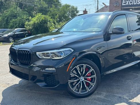Used 2021 BMW X5 M50i w/ Executive Package AWD/4WD image 2