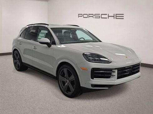 New 2026 Porsche Cayenne AWD/4WD image 8