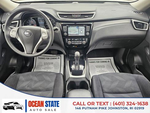 Used 2016 Nissan Rogue SV w/ SV Premium Package image 15