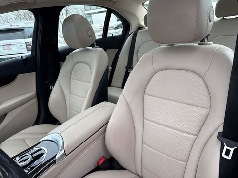 Used 2017 Mercedes-Benz C 300 4MATIC Sedan image 25