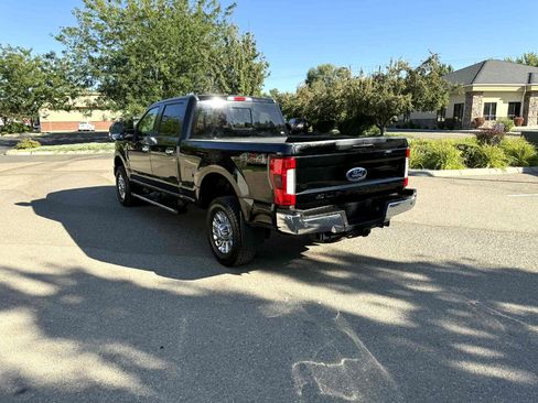 Used 2018 Ford F350 Lariat w/ Lariat Ultimate Package image 3