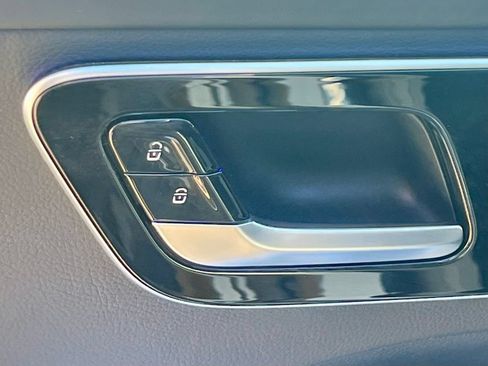 Certified 2022 Mercedes-Benz C 300 4MATIC Sedan image 38