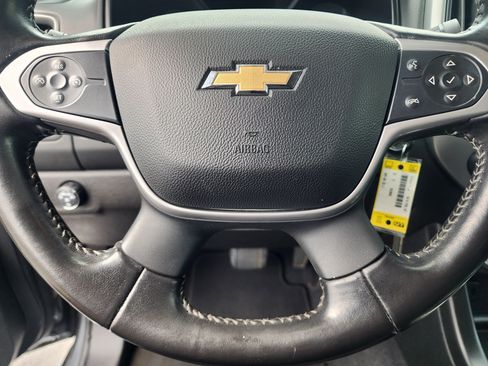 Used 2022 Chevrolet Colorado LT w/ LT Convenience Package image 28