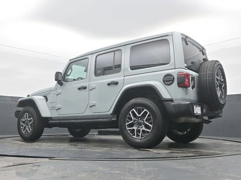 Used 2024 Jeep Wrangler Sahara image 47