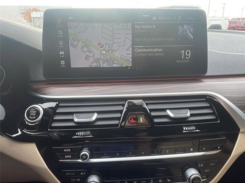 Used 2022 BMW 540i w/ M Sport Package image 27