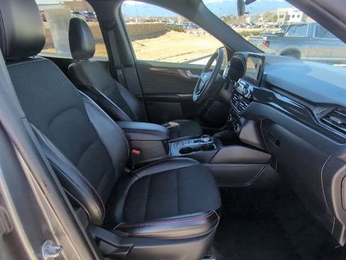 Used 2025 Ford Escape ST-Line Select image 35