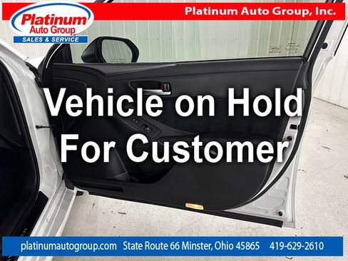 Used 2019 Toyota Avalon Touring FWD image 41