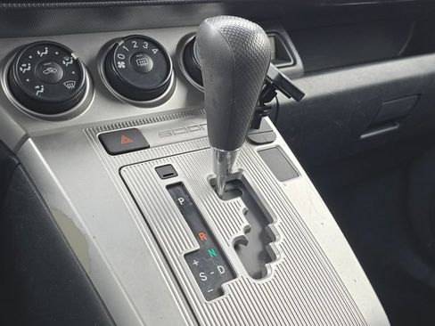 Used 2012 Scion xB FWD image 33