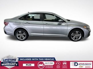 Used 2024 Volkswagen Jetta SE video 2