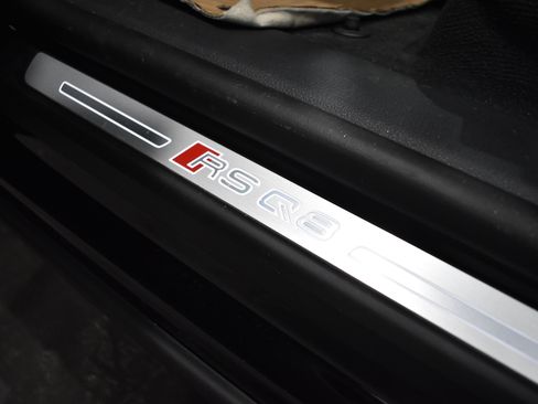 New 2026 Audi RS Q8 performance image 40