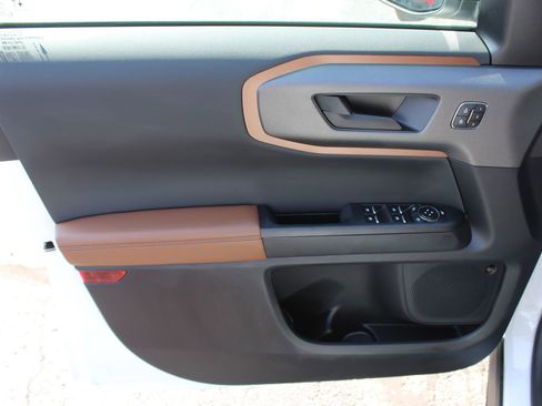 New 2025 Ford Bronco Sport Outer Banks w/ Outer Banks Tech Package+ AWD/4WD image 17