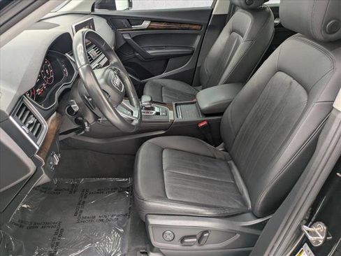 Used 2020 Audi Q5 2.0T Premium Plus w/ Premium Plus Package image 17