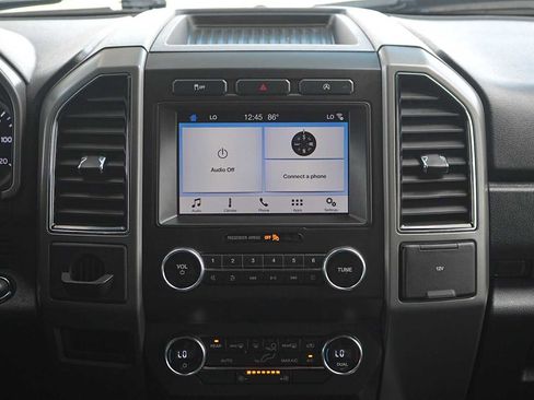 Used 2019 Ford Expedition XLT w/ Equipment Group 201A RWD image 19