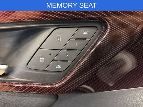 Used 2024 Chevrolet Traverse RS w/ LPO, Floor Liner Package AWD/4WD image 38