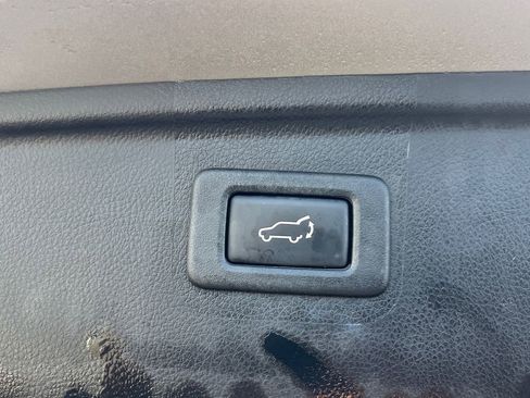 Used 2016 Subaru Outback 2.5i Limited image 26