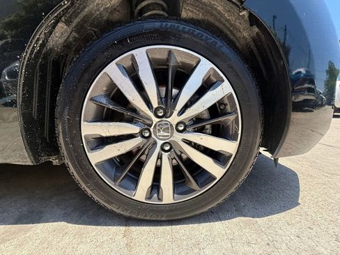 Used 2017 Honda Fit EX image 27