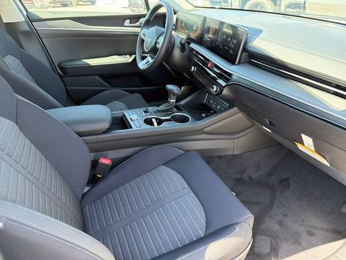 New 2026 Kia K5 LXS FWD image 22