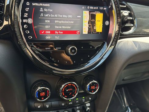 Certified 2023 MINI Cooper S FWD image 20