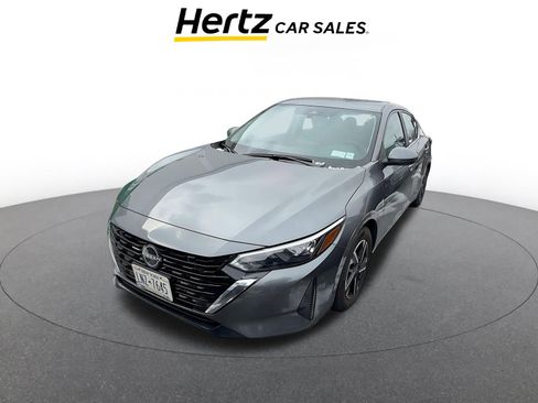 Used 2025 Nissan Sentra SV image 3