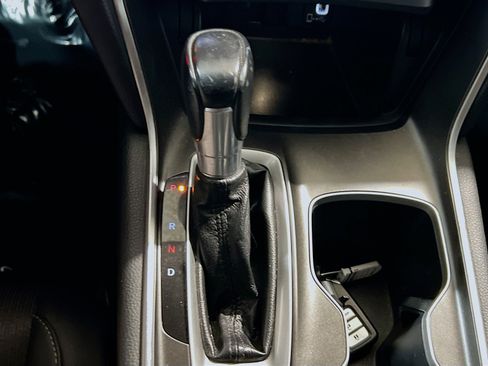 Used 2020 Honda Accord Sport image 11