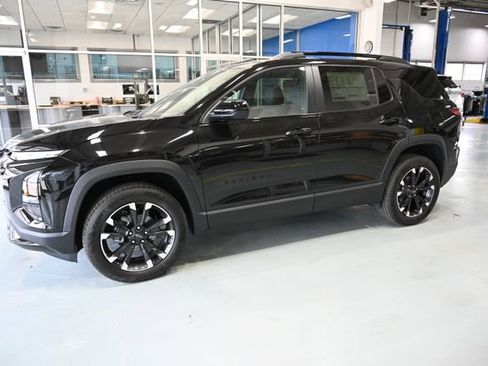 New 2026 Chevrolet Equinox RS w/ LPO, Floor Liner Package image 7