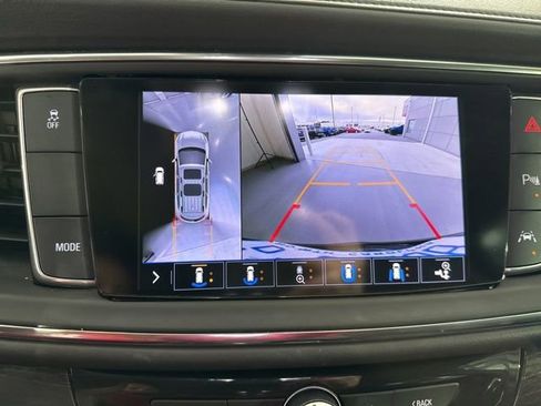 Used 2021 Buick Enclave Avenir w/ Avenir Technology Package image 29