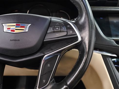Used 2019 Cadillac XT5 Luxury image 12