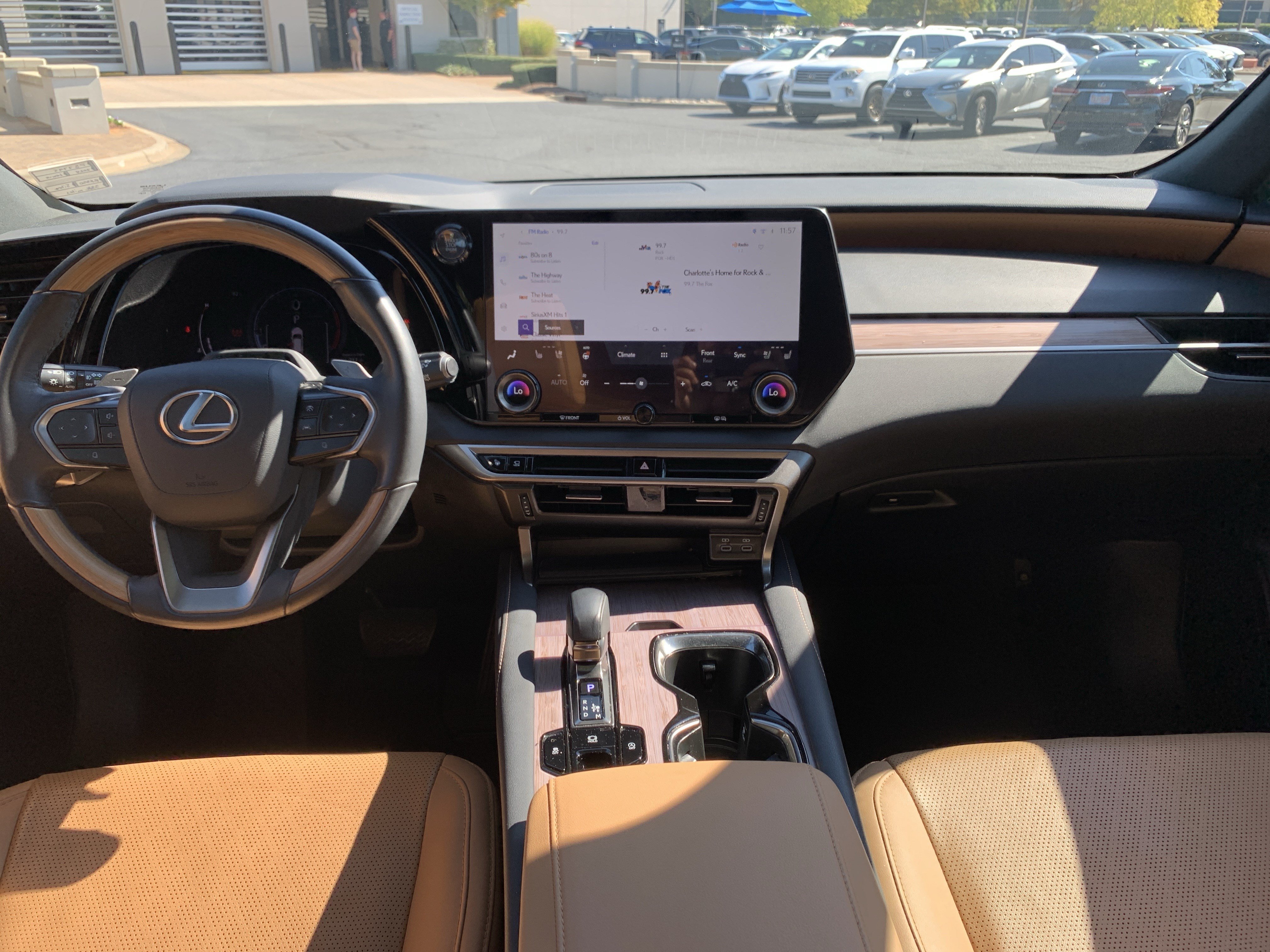Used 2024 Lexus RX 350 Premium Plus w/ Convenience Package FWD image 30