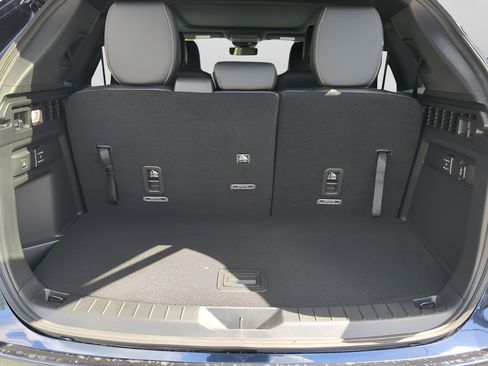 Certified 2025 MAZDA CX-90 Plug-In Hybrid w/ Premium Plus AWD/4WD image 24