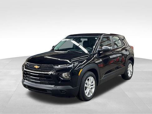 Used 2023 Chevrolet TrailBlazer LS FWD image 6