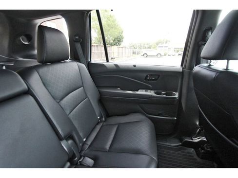 Used 2022 Honda Passport Elite image 13