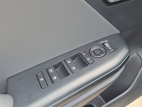 New 2026 Kia K4 FWD image 18