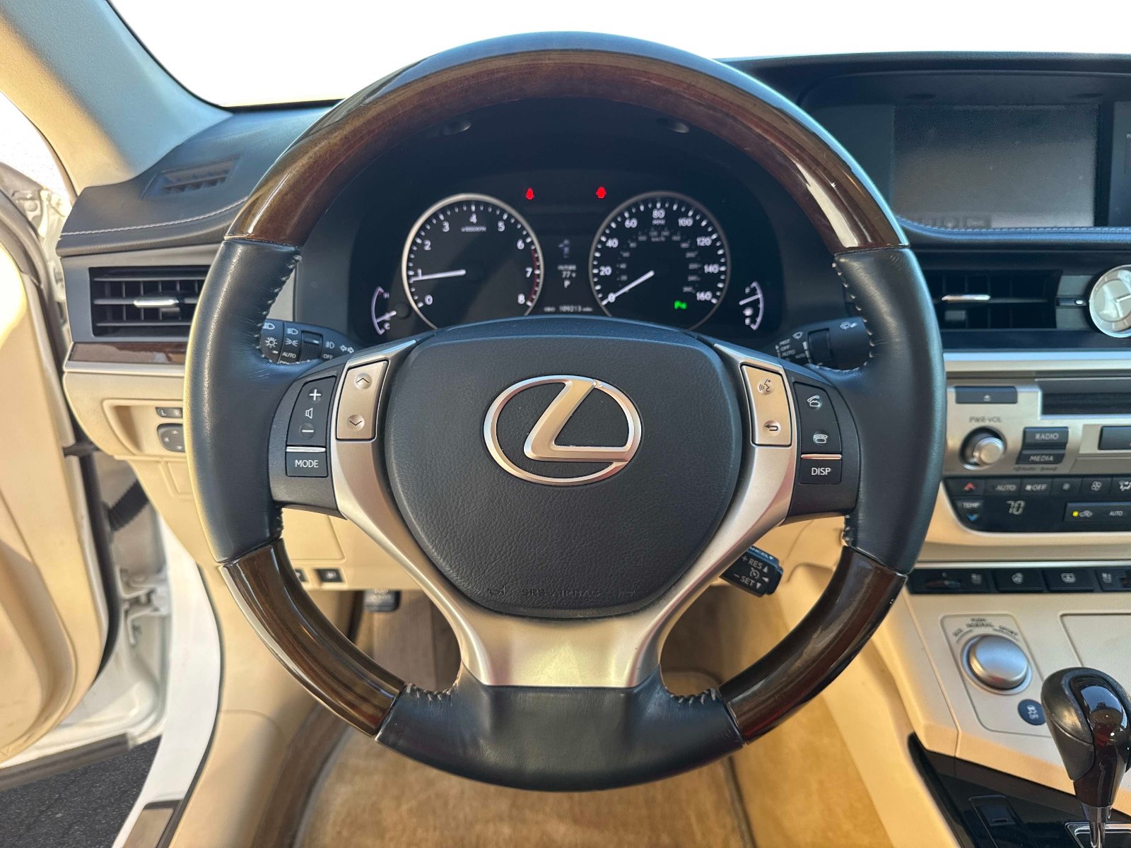 Used 2015 Lexus ES 350 w/ Luxury Package FWD image 27