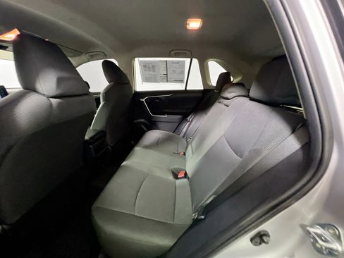 Used 2020 Toyota RAV4 LE w/ All Weather Liner Package image 28