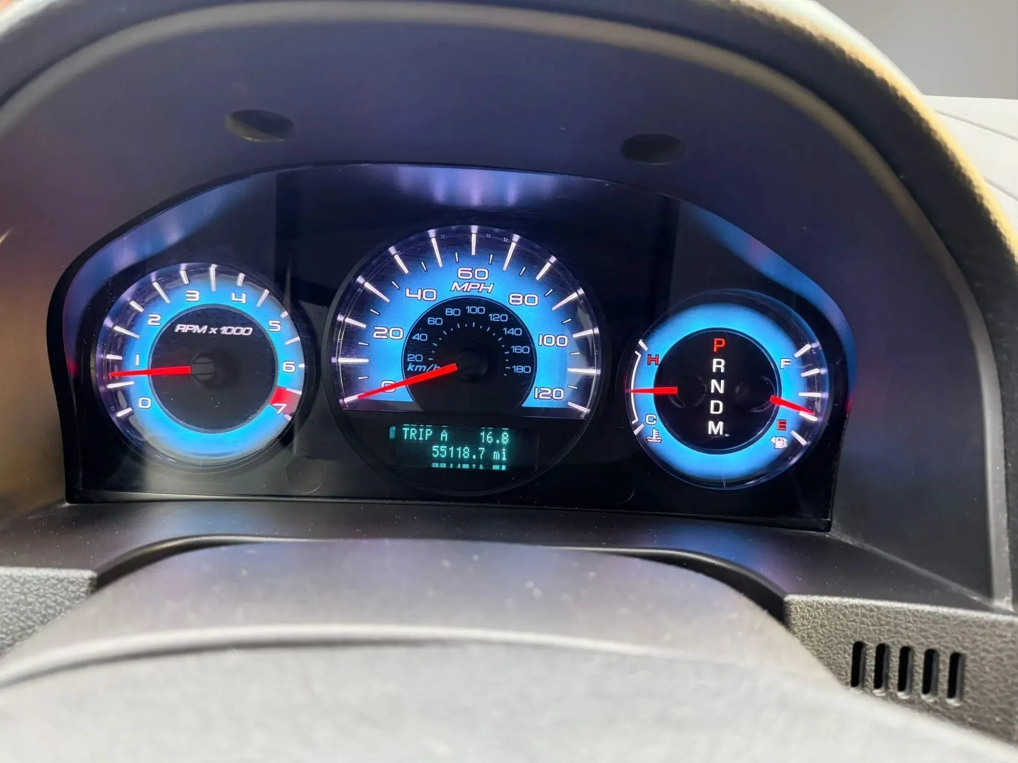 Used 2010 Ford Fusion SE FWD image 11
