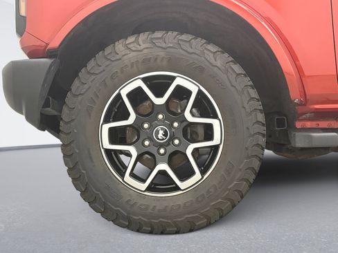 Used 2023 Ford Bronco Outer Banks AWD/4WD image 24