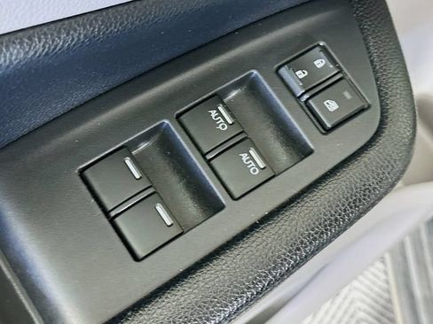 Used 2016 Honda Pilot Elite image 21