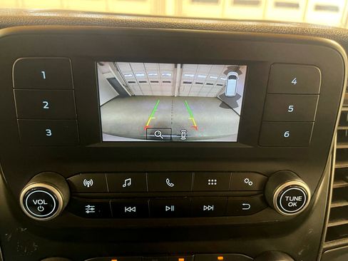 Used 2021 Ford Transit 350 XLT image 22