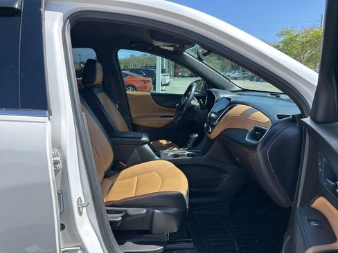 Used 2018 Chevrolet Equinox Premier image 40