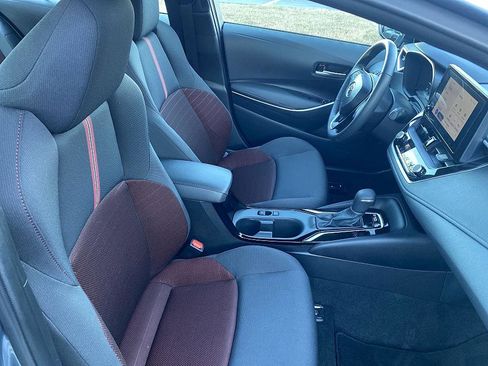 Certified 2025 Toyota Corolla SE image 20