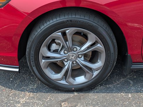 Used 2024 Honda Accord EX image 15